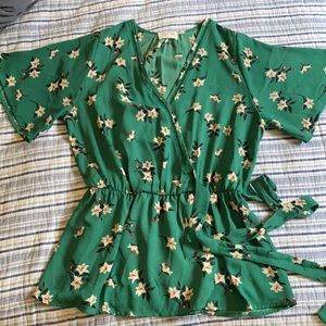 barely worn green floral top